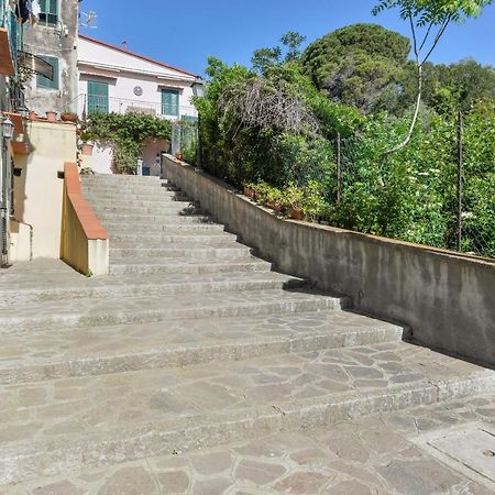 Casa Vacanze Iosè Rio Marina Esterno foto